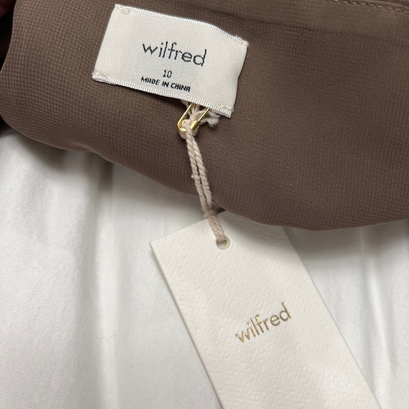 Aritzia Wilfred Satin Slip Dress with Lace NWT Size 10 - Picture 4 of 4